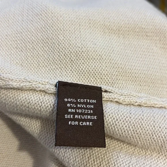 Adrienne Vittadini cream colored sweater vest. Size Medium - Picture 7 of 7